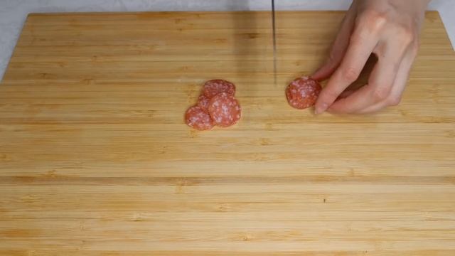 ТАРТАЛЕТКИ из тостового хлеба по-итальянски с МОЦАРЕЛЛОЙ! смотреть онлайн