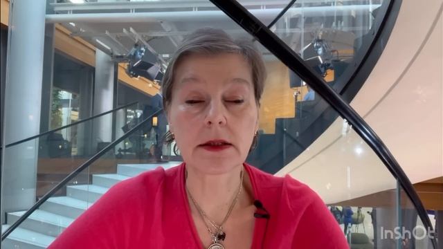 Европарл и Урсула как Афина Паллада смотреть онлайн