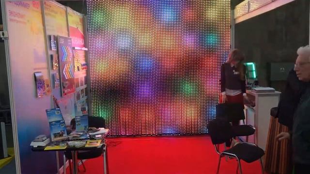 Светодиодный экран для помещений смотреть онлайн