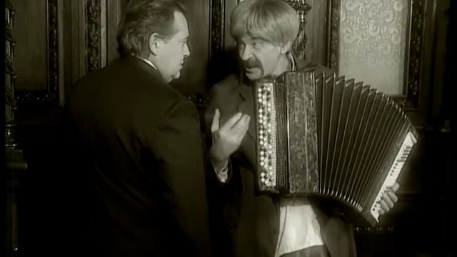 Городок 2004 Штирлиц встречает радиста из центра смотреть онлайн