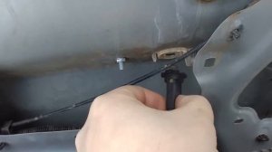 Замена ламп номерного освещение Тойота Королла е150
