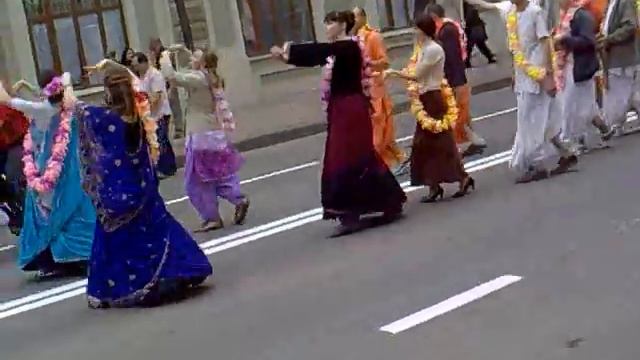 Шествие Кришнаитов