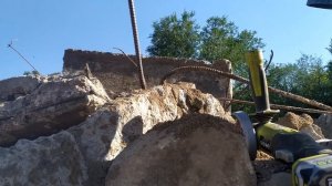 ДОБЫВАЮ АРМАТУРУ НА СВАЛКЕ С ПОМОЩЬЮ АККУМУЛЯТОРНОЙ БОЛГАРКИ! ПОХОД НА СВАЛКУ! ПОИСКИ МЕТАЛЛОЛОМА.