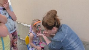 Разрисовываем лицо красками- часть 2