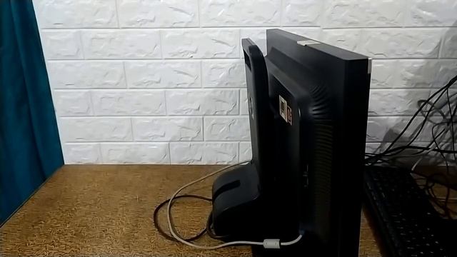 Review Monitor HP 22 inch harga 700 ribu Bisa di putar jadi potret