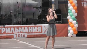 Надежда Смирнова - Танцует лето