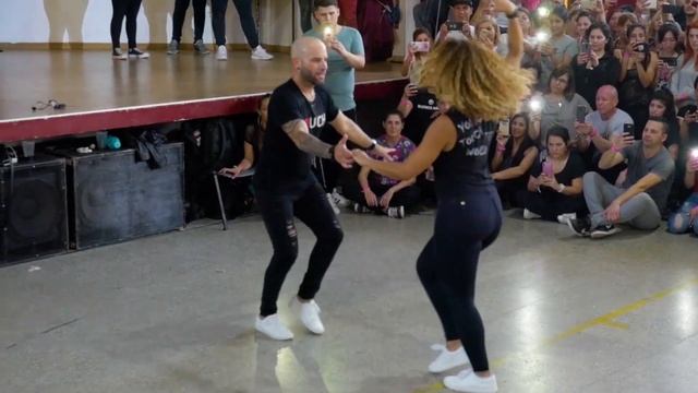 (Cortado) Ataca y La Alemana - Bachata Workshop Demo смотреть онлайн