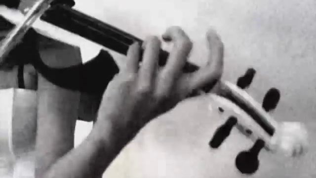 Rockstar 101 (Rihanna ft. Slash) - Electric Violin Cover _ Caitlin De Ville.mp4 смотреть онлайн