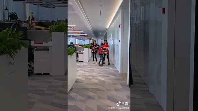 25 декабря будет рождество, всем в Америку смотреть онлайн