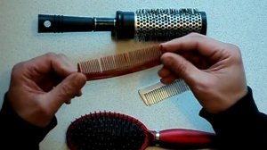 Как почистить расческу.