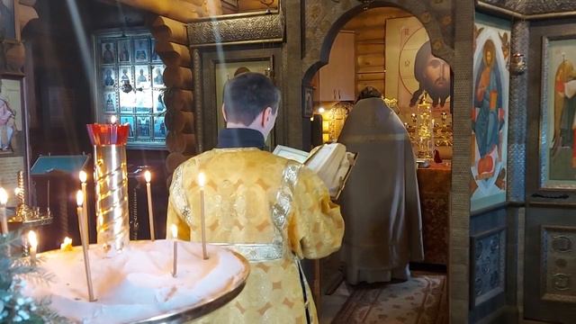 Литургия св Василия Великого 06 января 2023 Апостол смотреть онлайн