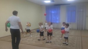 Занятие по физической культуре в старшей группе, 20.09.2023г.