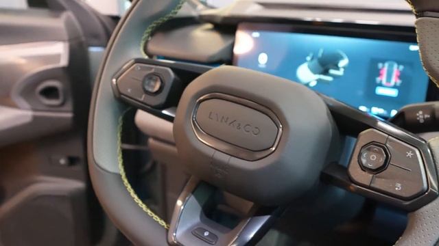 2023 Geely Lynk&Co 08 EM-P PHEV - Exterior And Interior смотреть онлайн