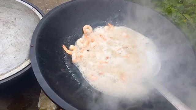 Уха по моему ... этот рецепт стоит того что-бы замарочится. смотреть онлайн