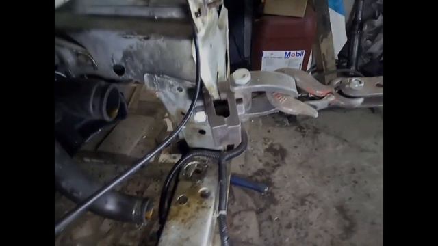 Lanos лобовой удар вытягивание лонжеронов брызовиков без демонтажа двигателя смотреть онлайн