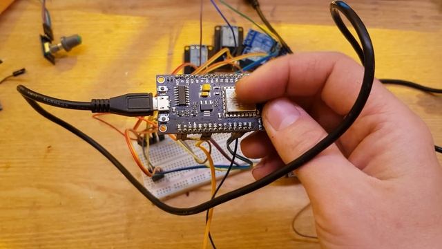 // ПОМЕРИЛ СУБСТРАТ И ОФИГЕЛ // Управление теплицей по Wi-Fi смотреть онлайн