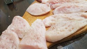 Отбивные из филе курицы с сыром в духовке