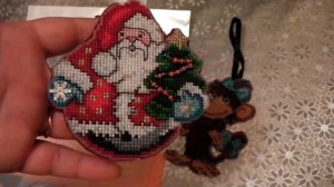 Игрушки из пластиковой канвы!