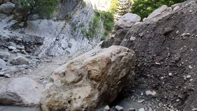 Сулакский каньон. Карадахская теснина. Тобот. Каменная чаша. Гроза в горах