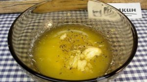 Чесночные гренки из черного хлеба на сковороде