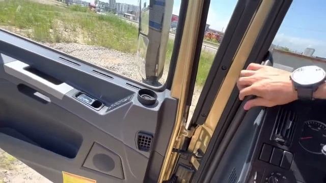 Самосвал Shacman X3000 6X4 6X6. Видео обзор