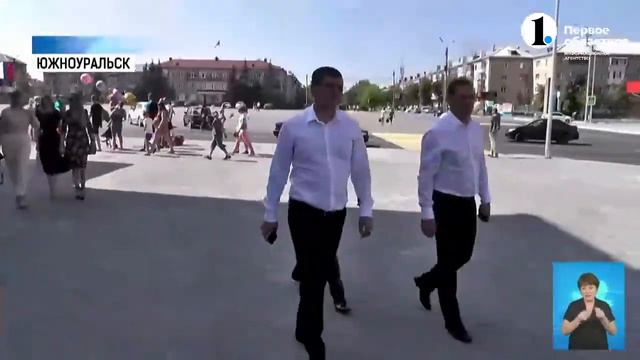 Александр Лазарев принял участие в праздничных мероприятиях, посвященных 58-летию Южноуральска смотреть онлайн