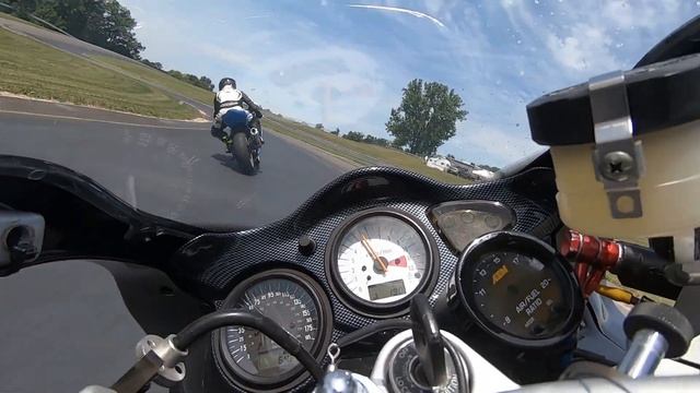 Sportbike Track Time at Grattan Raceway, July 2, 2022, Intermediate Session 4 смотреть онлайн