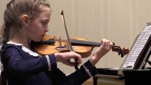 А. Комаровский  - «Вперегонки»