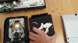 PS3  не читает диски. Замена модуля привода.