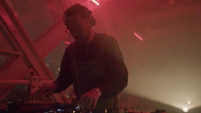 London Unlocked: Djrum at Tower Bridge смотреть онлайн