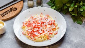 Салат Облако с крабовыми палочками
