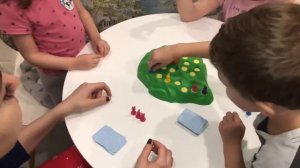 Настольная игра для детей от 4 лет . Настольная игра, выдерни морковку