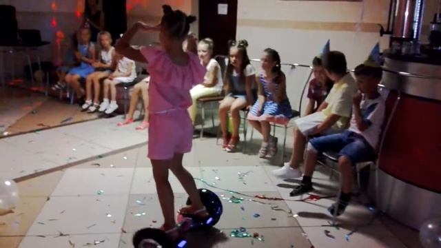 Мой день рождения!!Танец на гироскутере!!! смотреть онлайн
