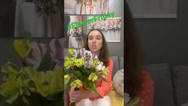 One minute quick talk on alstroemeria! Happy #flowerfriday #floraldesign #flowers