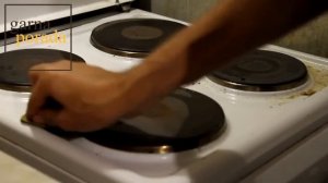 Как легко отмыть кухонную плиту