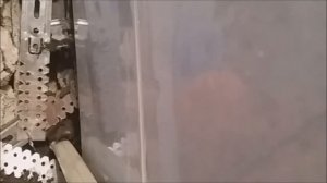 Как заделать дыру в стене