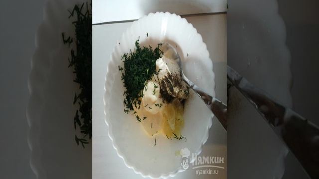 Кабачки с чесноком и сметаной