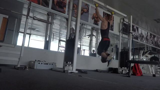 Рекорд в подтягиваниях с дополнительным весом 24 кг смотреть онлайн