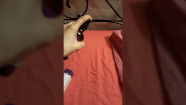 Lavender spray soothing, refreshing smell all to help you sleep. Helps to relax after a hard day! смотреть онлайн