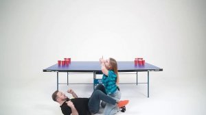 Страх понг | Незнакомцы играют в бирпонг на желания | Артем и Настя | Чикипау