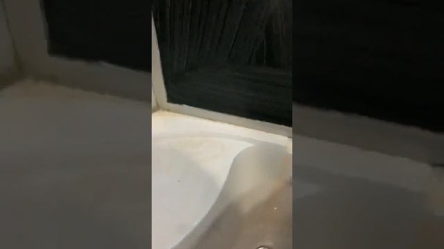 Чем почистить душевую кабину ? смотреть онлайн