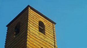 Sonido de campanas de la iglesia de Pietrasanta - Italia