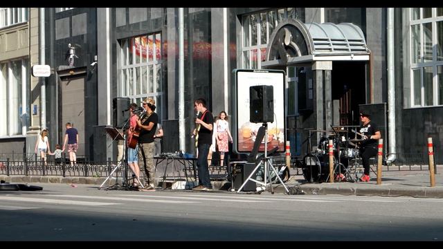Новосибирск. Уличные музыканты. 24.07.2017. Novosibirsk . Street Musicians. The KimStreet Team