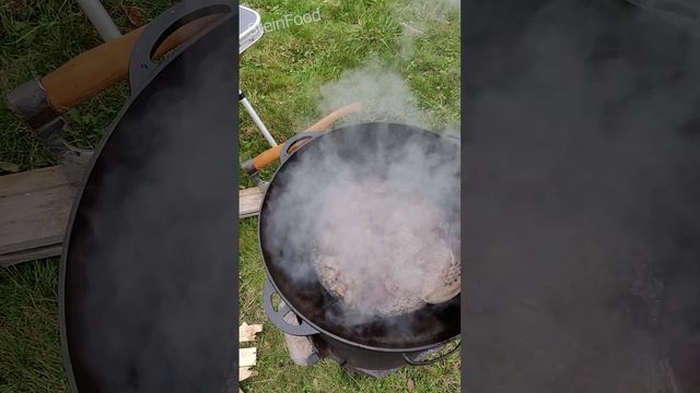 Казан кебаб с говядиной - в казане на огне