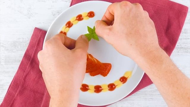 Секретные трюки дорогих ресторанов! Как легко и быстро украсить любое блюдо смотреть онлайн