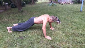 Защемление грудного нерва. Лечу через боль.