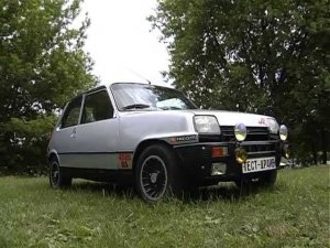 тест-драйв Renault 5