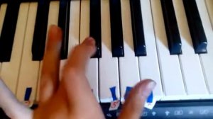 Как сыграть лёгкую мелодию на пианино легко 😎😘