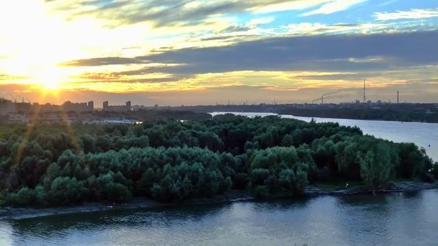 СД - БЕЛО-СИНИЙ КРАСНЫЙ ФЛАГ смотреть онлайн