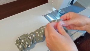 Как сшить трендовую резинку на голову